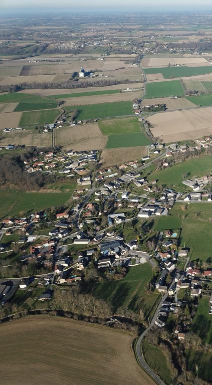 Vue du ciel Artigueloutan